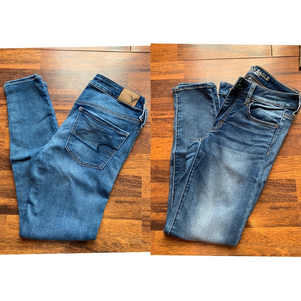 American Eagle Medium Waisted Stretch Fit Jean